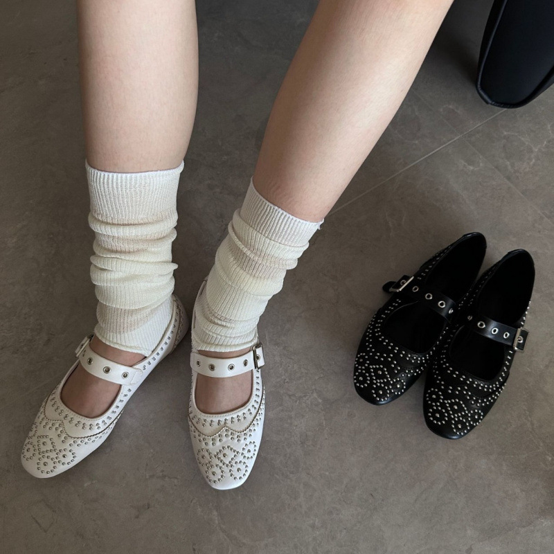 Retro Rivet Buckle Design Flat - Women Fashion Designers 评论和价格