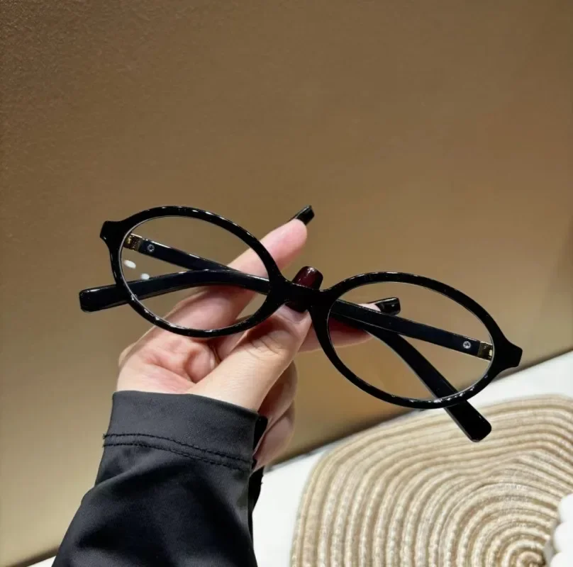 New Oval Shape Sunglasses Clas - Women'S Fashion Eyewear 评论和价格