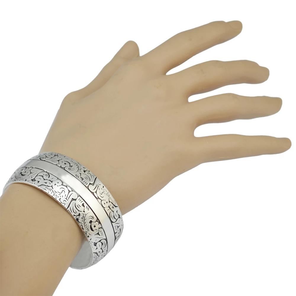Vintage Tibet Silvery Cuff Bra - Women Fashion Pakistan 评论和价格