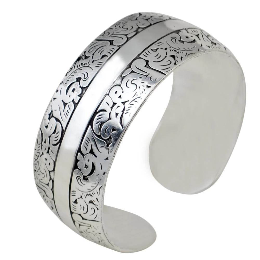 Vintage Tibet Silvery Cuff Bra - Women Fashion Pakistan 评论和价格