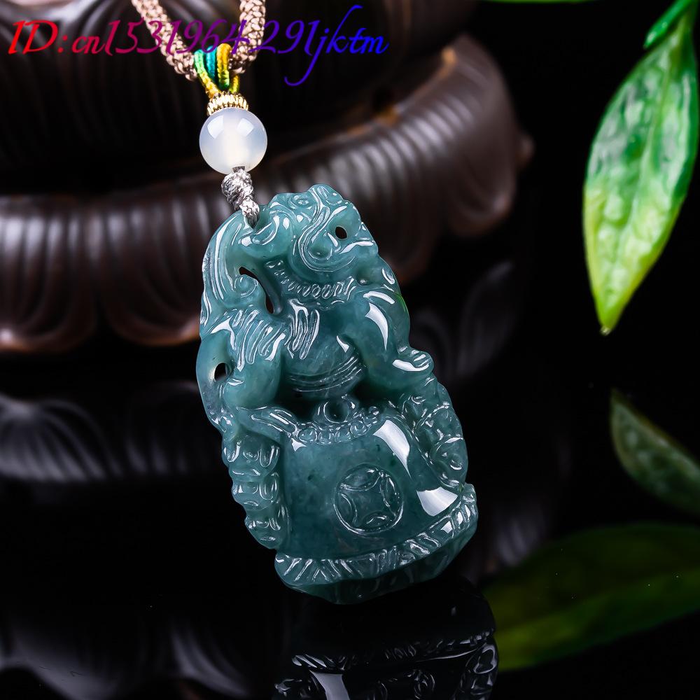 Burmese Jadeite Pixiu Pendant  - Women Fashion Designers 评论和价格
