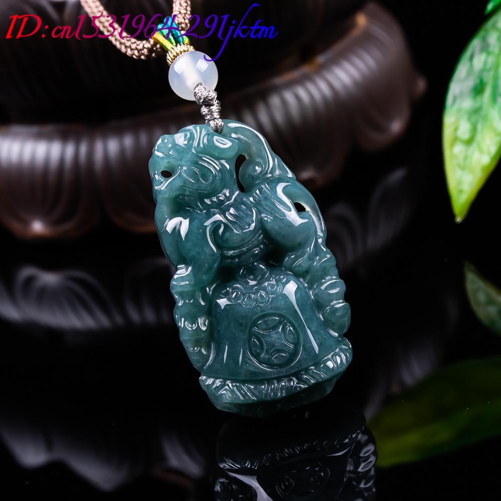 Burmese Jadeite Pixiu Pendant  - Women Fashion Designers 评论和价格