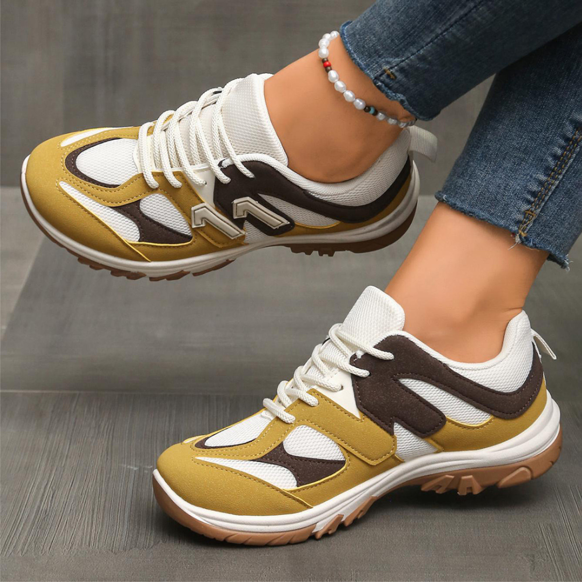 Fashion Gray Yellow Mix Color  - Women'S Yellow Fashion Sneakers 评论和价格